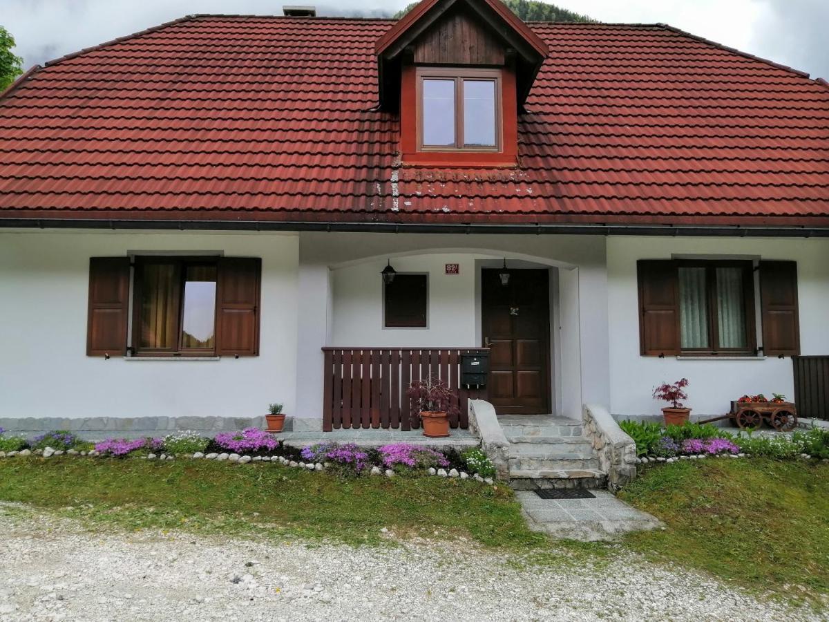 Pocitnisko Stanovanje Planja Soča Kültér fotó